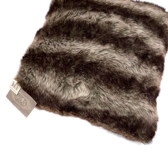 decor maison Other - Decor maison decorative pillow nwt​​​​​​​​​